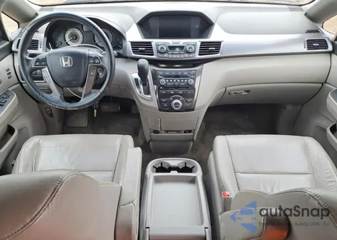 2011 Honda Odyssey Touring из США, поврежденный, VIN 5FNRL5H92BB036968